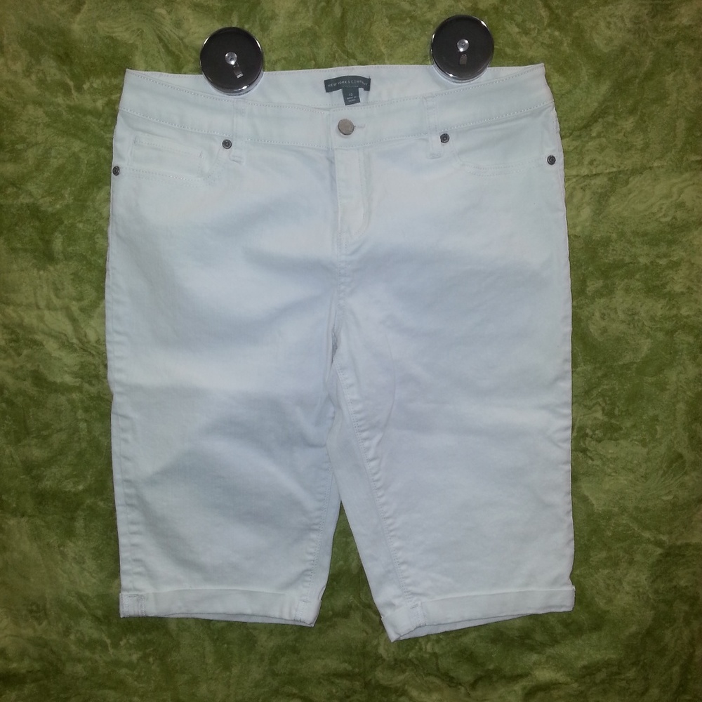 New York & Company White Shorts 12 women's
